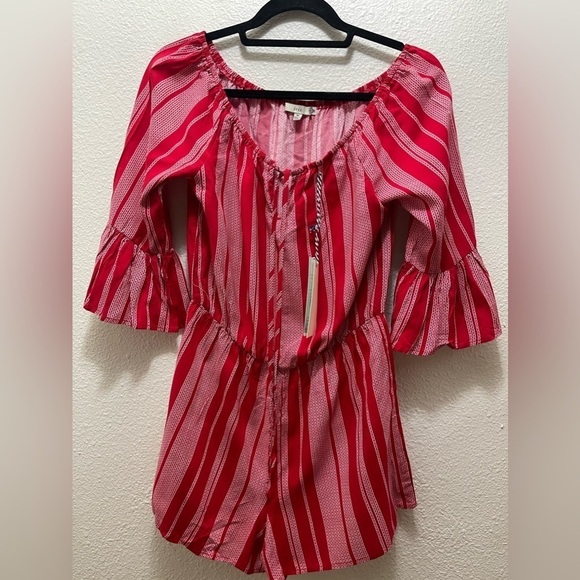 Iris new with tag red romper - Picture 1 of 8